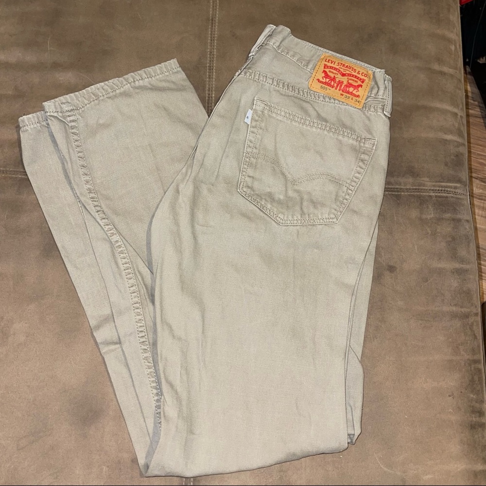 Men’s Levi’s 30-32 Khaki Jeans 505